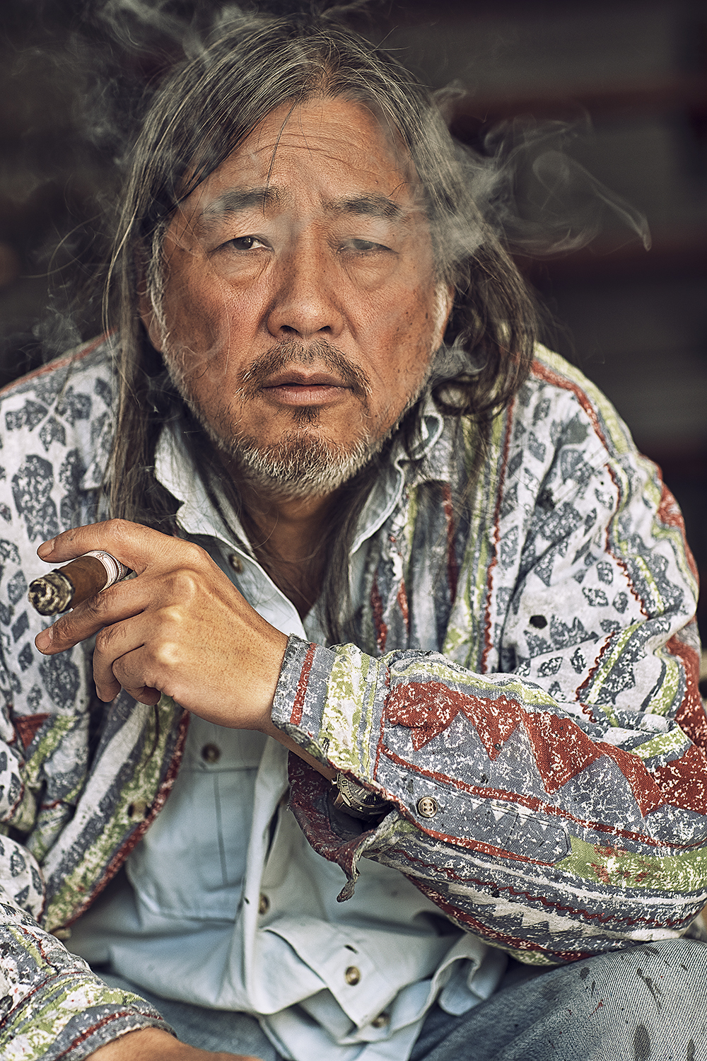 Portrait de l’artiste Yan Pei-Ming